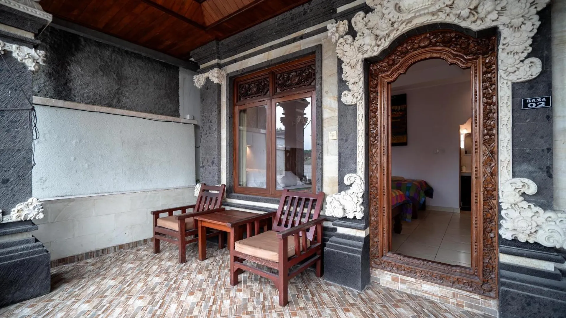 Askarasena Ubud 0*, אובוד
